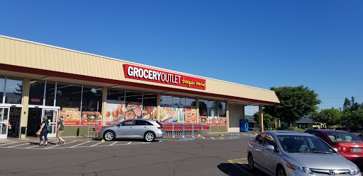 Grocery Store «Grocery Outlet Bargain Market», reviews and photos, 2060 River Rd, Eugene, OR 97404, USA