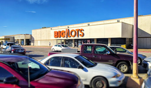 Discount Store «Big Lots», reviews and photos, 2110 S Cooper St, Arlington, TX 76013, USA