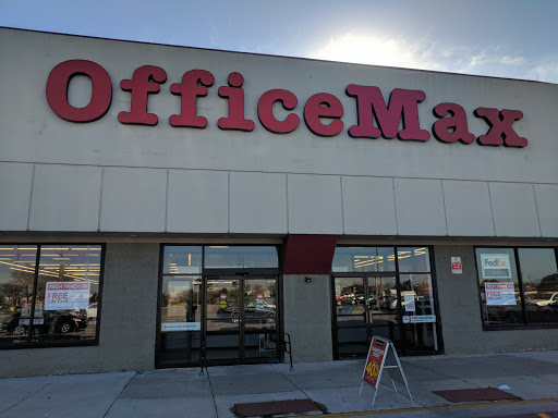 Office Supply Store «OfficeMax», reviews and photos, 6455 E State St, Rockford, IL 61108, USA