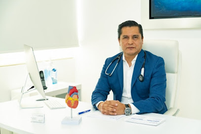 Dr. Juan De Dios Candia Camacho, Cardiólogo