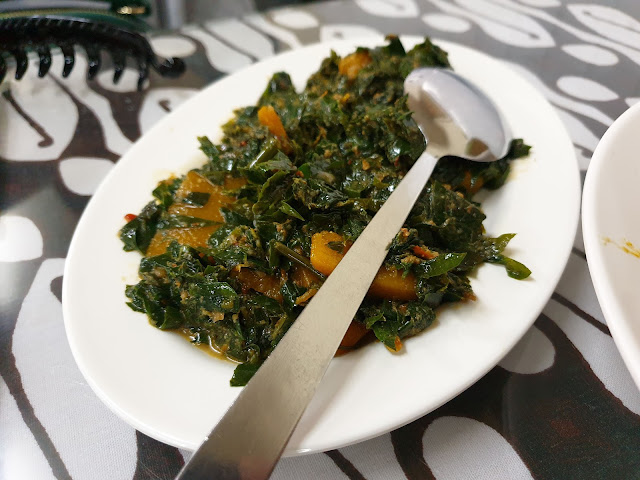 Nasi Padang Salera Bunda by null