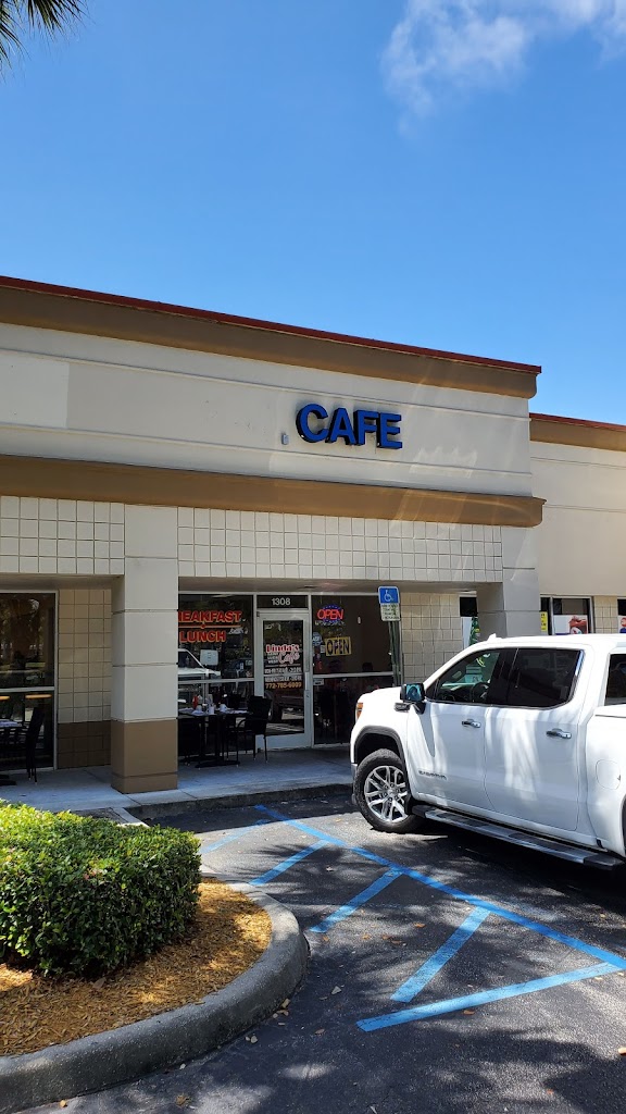 Linda's Cafe 34986