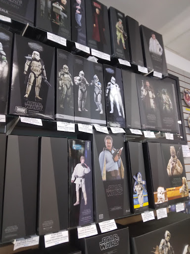 Collectibles Store «Alien Entertainment Store», reviews and photos, 702 S Main St, Lombard, IL 60148, USA