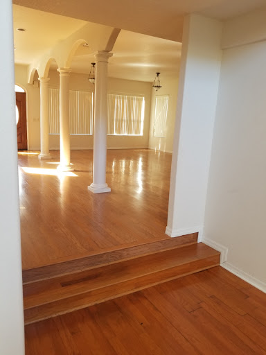 Home Improvement Store «Surplus Warehouse», reviews and photos, 727 S Orange Blossom Trail, Apopka, FL 32703, USA