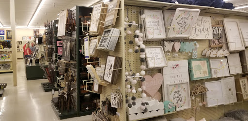 Craft Store «Hobby Lobby», reviews and photos, 1622 Florence Blvd, Florence, AL 35630, USA