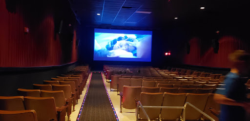 Movie Theater «Regal Cinemas Citrus Cinemas 6», reviews and photos, 2635 E Gulf to Lake Hwy, Inverness, FL 34450, USA