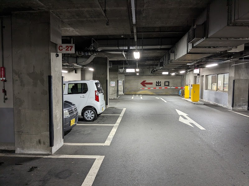 福岡県庁 一般外来駐車場