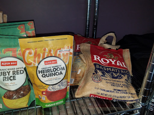 Gourmet Grocery Store «R2GO Specialty Market», reviews and photos, 1101 N College Ave, Indianapolis, IN 46202, USA