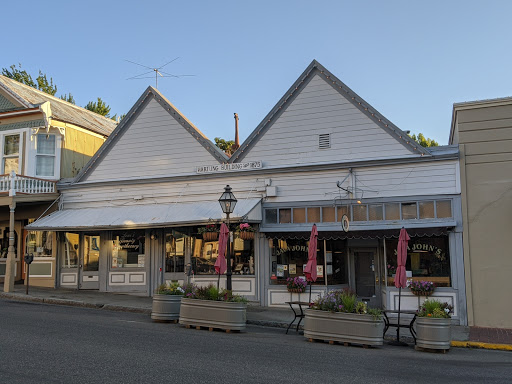 Grocery Store «Bonanza Market», reviews and photos, 321 Broad St, Nevada City, CA 95959, USA