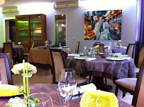 Atmosphère du Restaurant français L’Assiette Roannaise à Saint-Forgeux-Lespinasse - n°5
