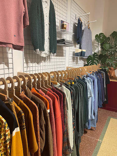 Brava Fabrics, Las Letras