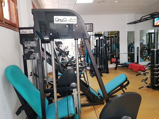 GIMNASIO BALLESTA. en Los Montesinos, Alicante