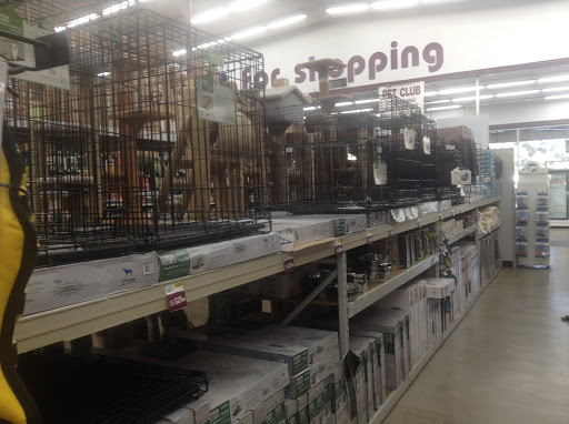 Pet Supply Store «Pet Club Hayward», reviews and photos, 27451 Hesperian Blvd, Hayward, CA 94545, USA