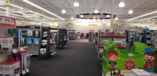 Office Supply Store «Staples», reviews and photos, 1306 E Belt Line Rd, Richardson, TX 75081, USA