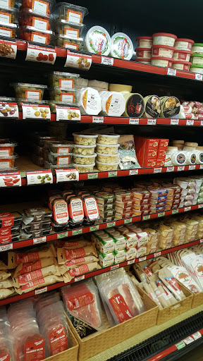 Grocery Store «Quality Food Center», reviews and photos, 7823 SE 28th St, Mercer Island, WA 98040, USA