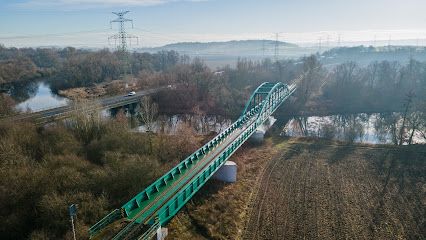 železniční most