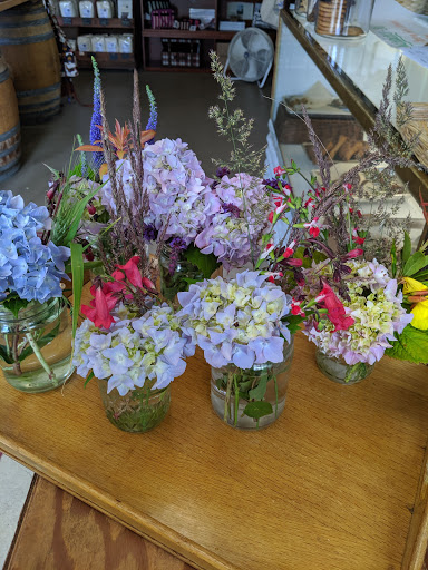 Bakery «Camas Country Bakery and Store», reviews and photos, 91948 Purkerson Rd, Junction City, OR 97448, USA