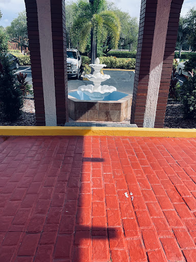 Hotel «Quality Inn & Suites Tampa - Brandon near Casino», reviews and photos, 10007 Princess Palm Ave, Tampa, FL 33619, USA