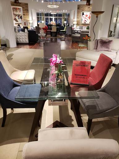 Furniture Store «Rooms To Go & Rooms To Go Kids Furniture Store - Montgomery», reviews and photos, 6810 Eastchase Pkwy Suite A, Montgomery, AL 36117, USA