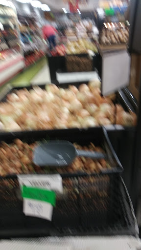 Grocery Store «Piggly Wiggly», reviews and photos, 18 Perry Morris Square, Milton, WV 25541, USA