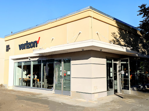 Cell Phone Store «Verizon», reviews and photos, 844 4th St, Santa Rosa, CA 95404, USA