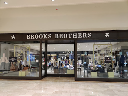 Shopping Mall «The Shops at Chestnut Hill», reviews and photos, 199 Boylston St, Chestnut Hill, MA 02467, USA