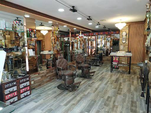 Peluquería Barbería Juan Rujula en Córdoba, Córdoba