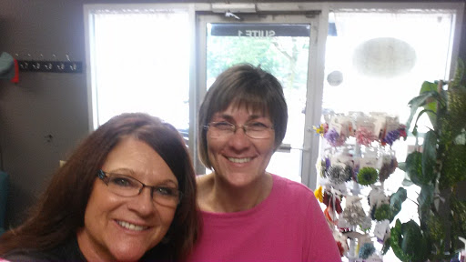 Beauty Salon «In The Cut Salon», reviews and photos, 3260 Southgate Pl SW #1, Cedar Rapids, IA 52404, USA