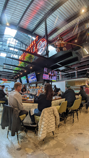 Shopping Mall «The Shops of Grand Avenue», reviews and photos, 275 W Wisconsin Ave, Milwaukee, WI 53203, USA