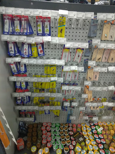 Sporting Goods Store «Big 5 Sporting Goods - Madera», reviews and photos, 2140 Cleveland Ave #104, Madera, CA 93637, USA