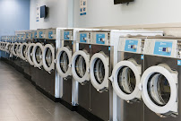 Wash & Go Laundromat