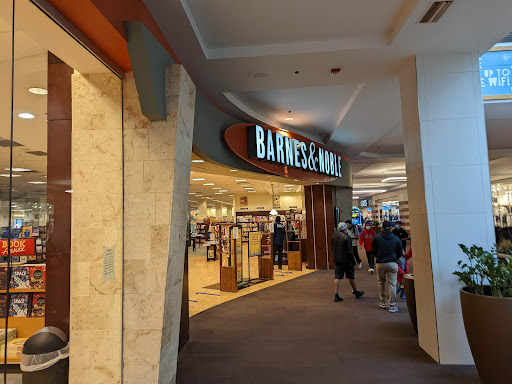 Lloyd Center, 2201 Lloyd Center, Portland, OR 97232, USA, 