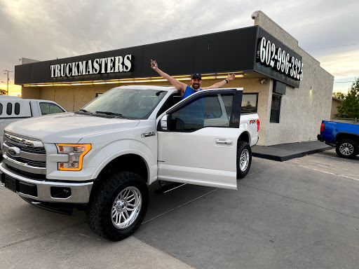Truck Dealer «Truckmasters Truck & Car Sales», reviews and photos, 3152 E Bell Rd, Phoenix, AZ 85032, USA