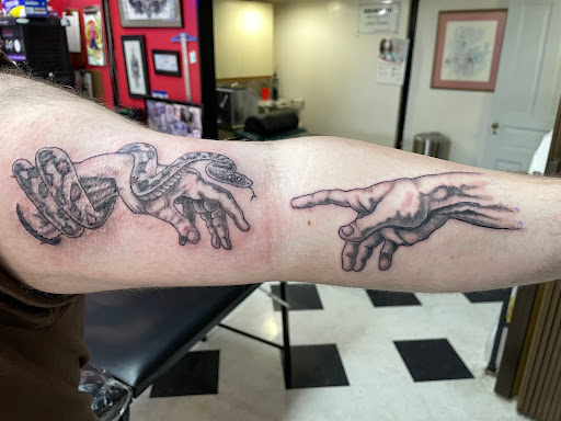 Explore small hummingbird tattoo ideas, creative tattoo ideas in Waynesboro, available at Extreme Expressions