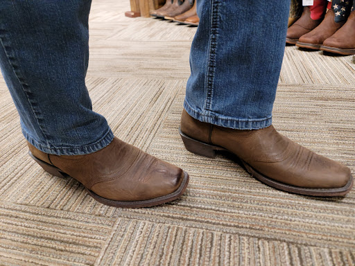 Western Apparel Store «Cavenders Boot City», reviews and photos