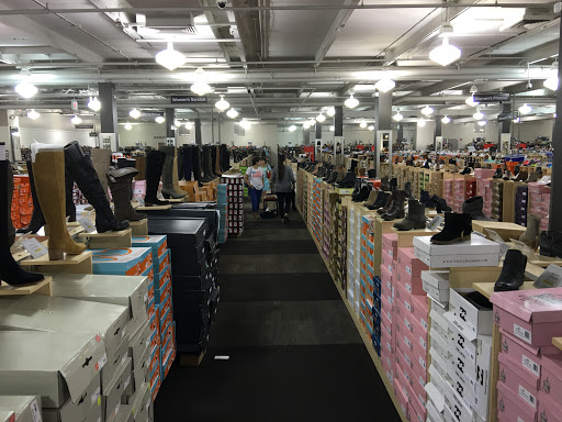 Shoe Store «DSW Designer Shoe Warehouse», reviews and photos, 2500 Central Park Ave, Yonkers, NY 10710, USA