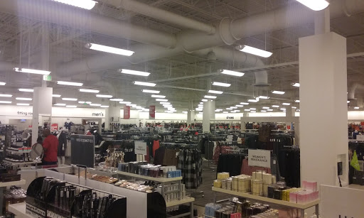 Department Store «Nordstrom Rack Lake Brandon Plaza», reviews and photos, 11201 Causeway Blvd, Brandon, FL 33511, USA