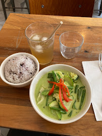 Curry vert thai du Restaurant végétalien kapunka vegan - cantine thaï sans gluten à Paris - n°9