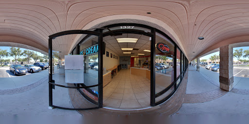 Coquitos Ice Cream & Cafe Shop Kissimmee, 1327 E Vine St, Kissimmee, FL 34744, USA, 