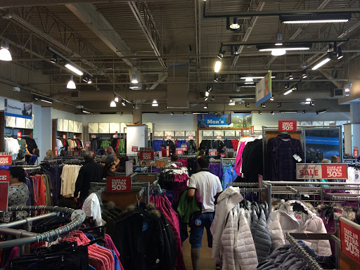 Sportswear Store «Columbia Sportswear Outlet Store at Premium Outlets in Orlando», reviews and photos, 4971 International Dr, Orlando, FL 32819, USA
