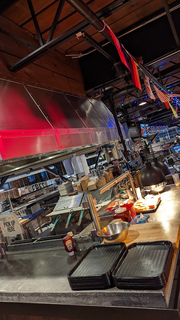 SmokeHouse Tailgate Grill - Somers 10589