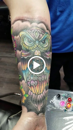 Tattoo Shop «In The Flesh Tattoo & Body Piercing», reviews and photos, 311 High Ave E, Oskaloosa, IA 52577, USA