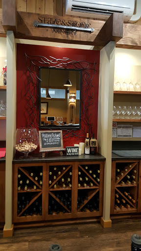 Winery «Stave & Stone Winery», reviews and photos, 210 Oak St, Hood River, OR 97031, USA