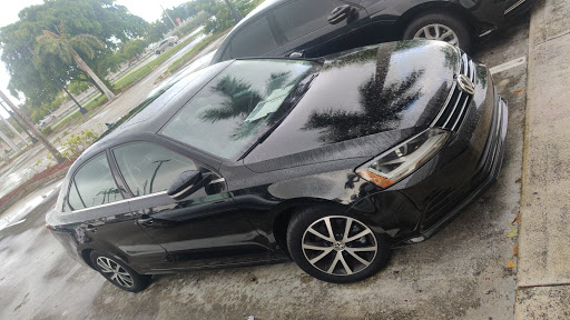 Used Car Dealer «DriveTime Used Cars», reviews and photos, 6100 NW 167th St, Hialeah, FL 33014, USA