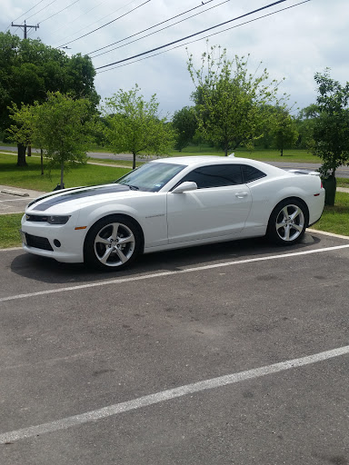 City Park «Shearer Hills/Ridgeview Walking Trail - Olmos Basin Park», reviews and photos, 101 Jackson Keller Rd, San Antonio, TX 78216, USA