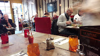 Atmosphère du Restaurant Le Royal à Avranches - n°7