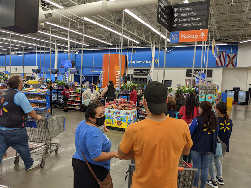 Department Store «Walmart Supercenter», reviews and photos, 5800 Us Highway 98 N, Lakeland, FL 33809, USA