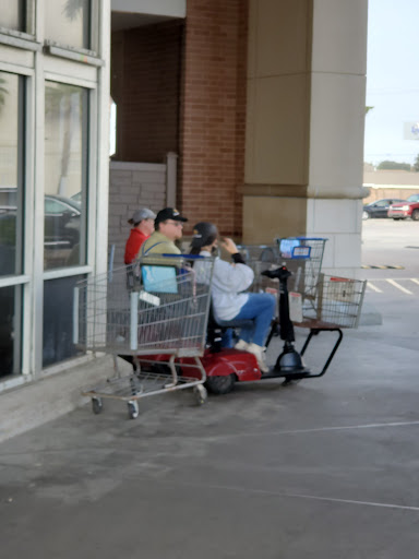 Grocery Store «Kroger», reviews and photos, 5730 Seawall Blvd, Galveston, TX 77551, USA