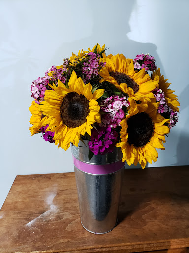 Florist «Port Jefferson Florist», reviews and photos, 408 Main St, Port Jefferson, NY 11777, USA