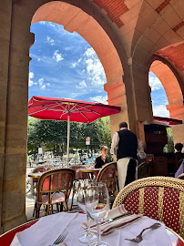 Atmosphère du Restaurant français Ma Bourgogne à Paris - n°16